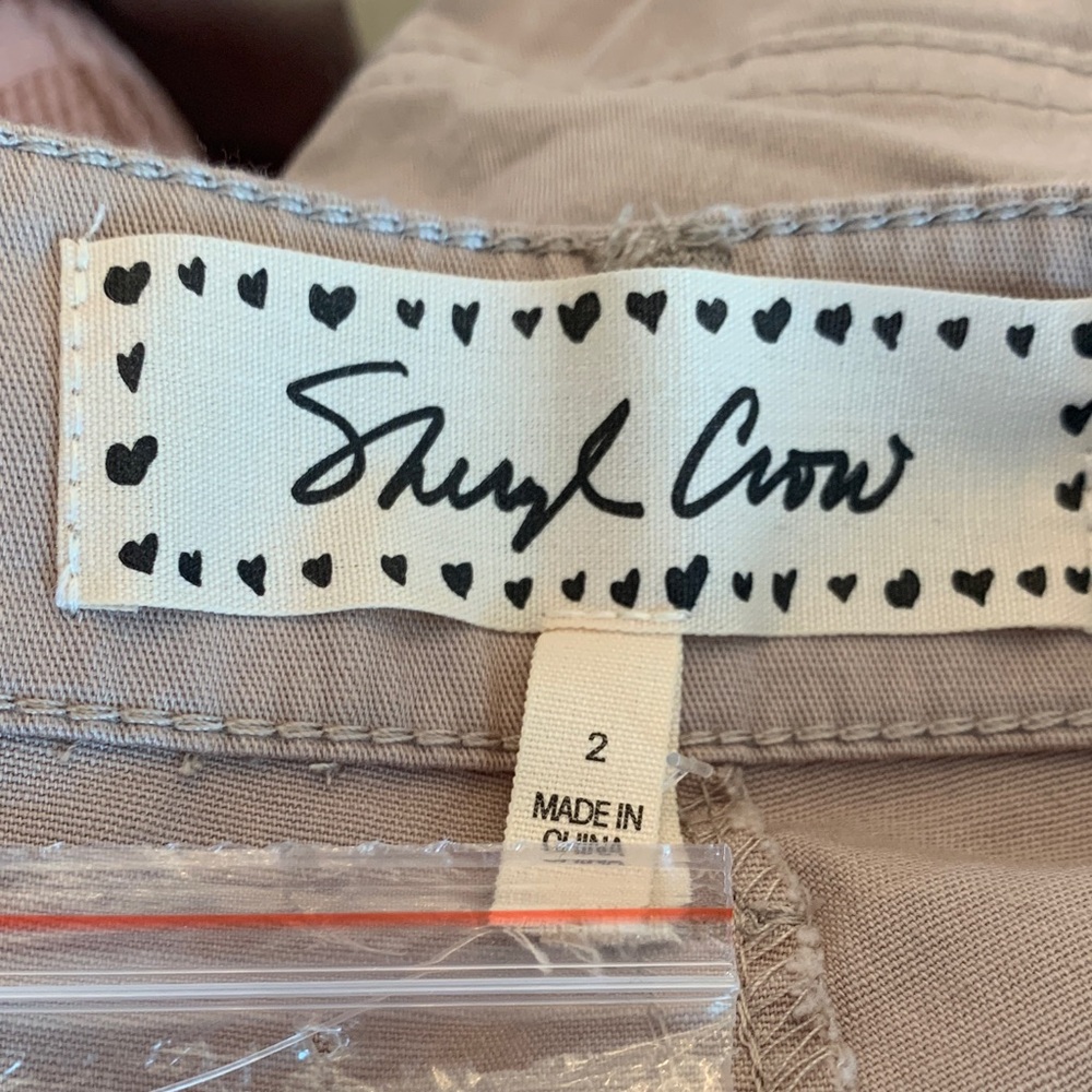 Cropped Cargo Linen Pants with beaded detail - Picture 10 of 10